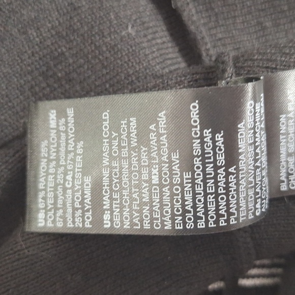 White House Black Market Black and White Striped Sleeveless Sweater - Picture 9 of 10